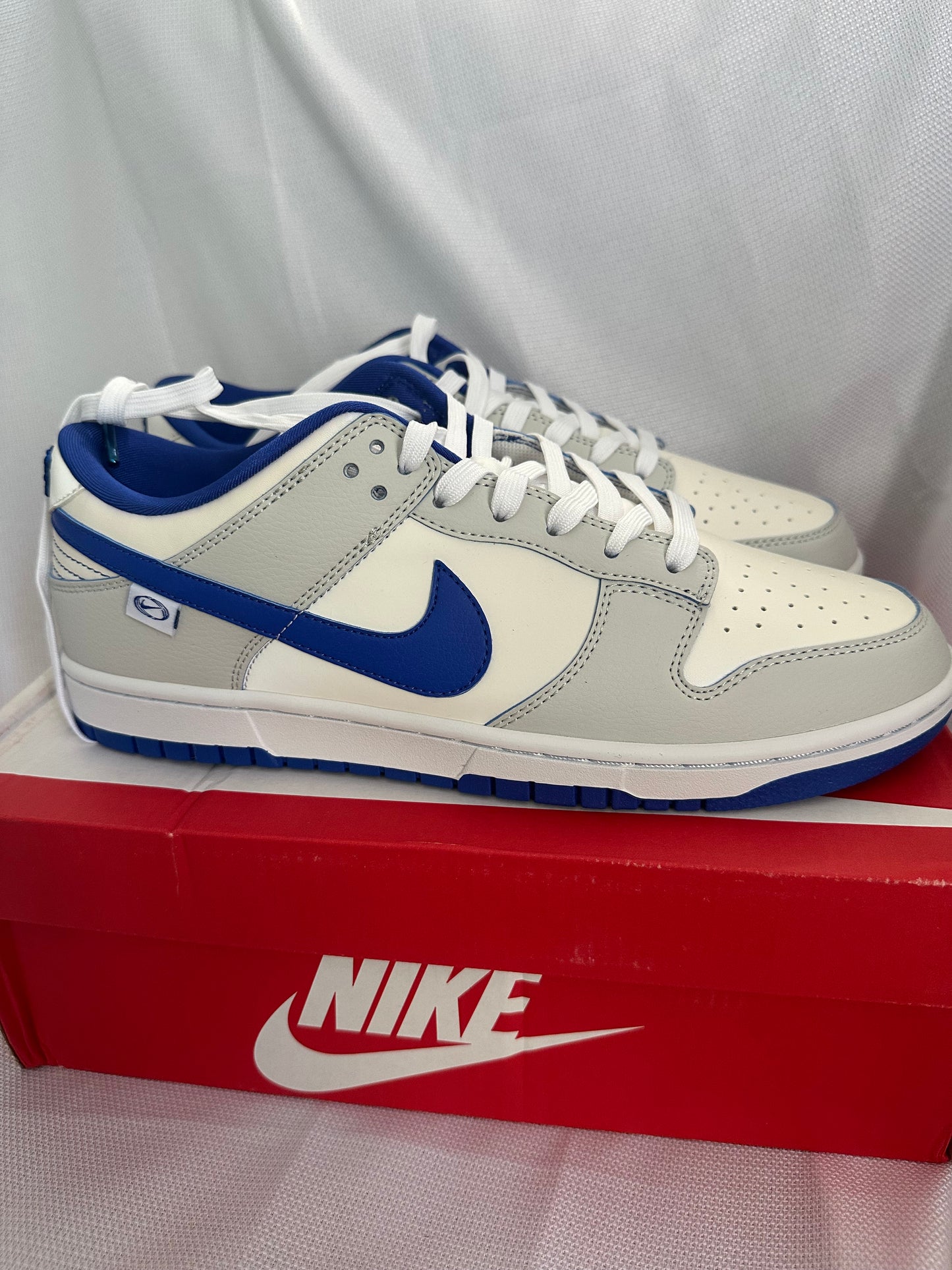 Nike